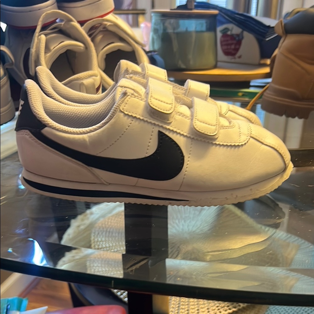 Nike Kids White and Black Sneakers